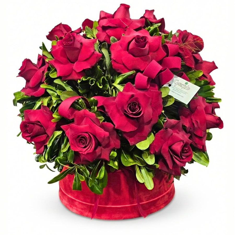 Box con rose rosse e rosa, consegna a domicilio a Napoli