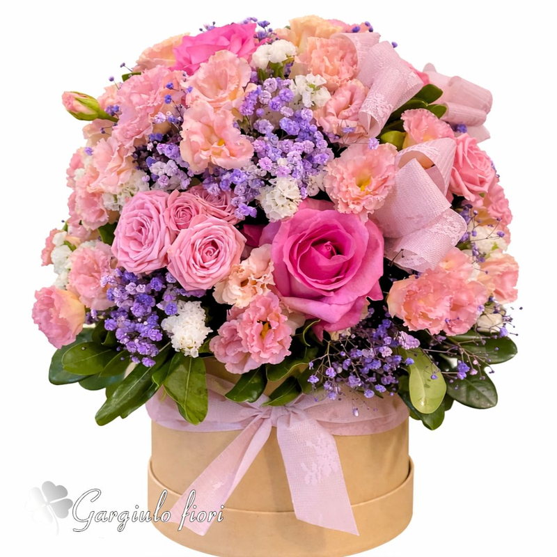 Box con rose cipria e lisianthus, consegna a domicilio a Napoli
